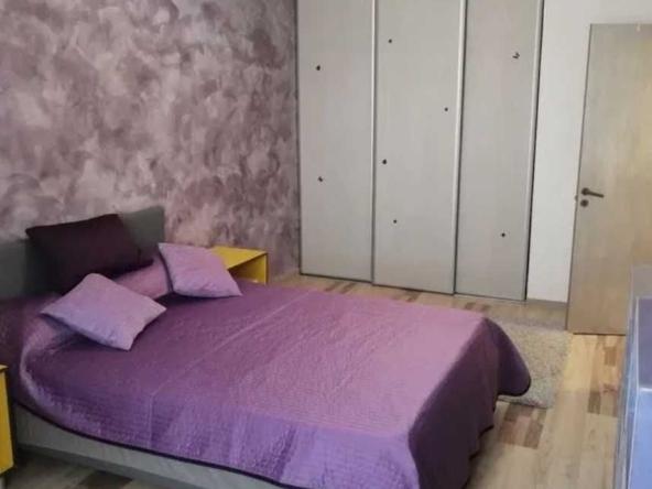 Дава се под наем Двустаен апартамент в Пловдив, Каменица 1 - 58 кв.м за 250 € - Снимка #1