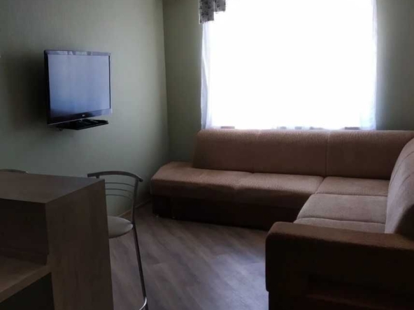 Дава се под наем Едностаен апартамент в Пловдив, Коматево - 40 кв.м за 163.2 € - Снимка #1