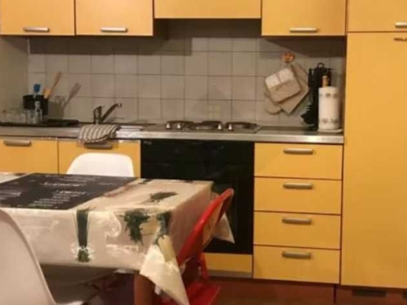 Дава се под наем Четиристаен апартамент в Пловдив, Каменица 1 - 85 кв.м за 448.8 € - Снимка #1