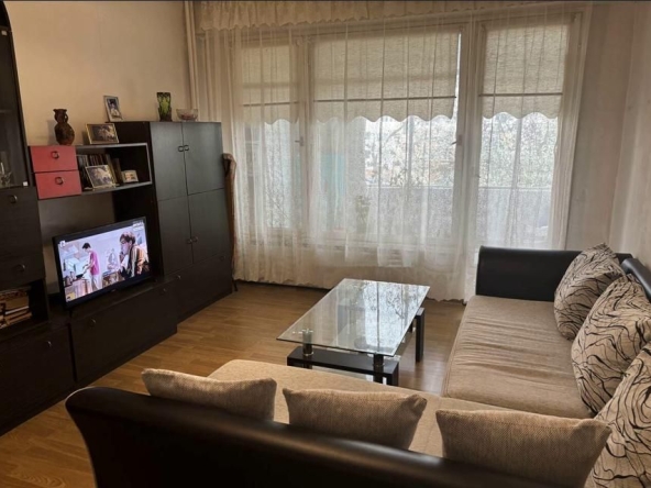 Дава се под наем Едностаен апартамент в София, Люлин 5 - 45 кв.м за 350 € - Снимка #1