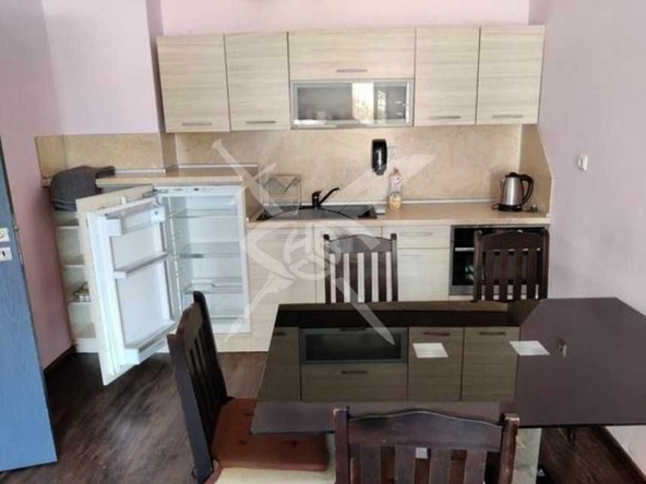 Дава се под наем Тристаен апартамент в к.к. Златни пясъци - 110 кв.м за 348.84 € - Снимка #1