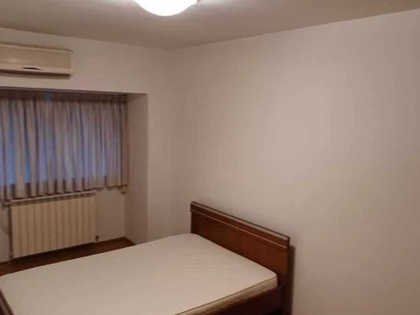 Дава се под наем Тристаен апартамент в Пловдив, Мараша - 90 кв.м за 321.3 € - Снимка #1