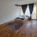 Дава се под наем Двустаен апартамент в Плевен, Сторгозия - 65 кв.м за 280.5 € - Снимка #1