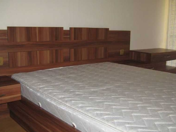 Дава се под наем Двустаен апартамент в Бургас, Център - 65 кв.м за 425 € - Снимка #1