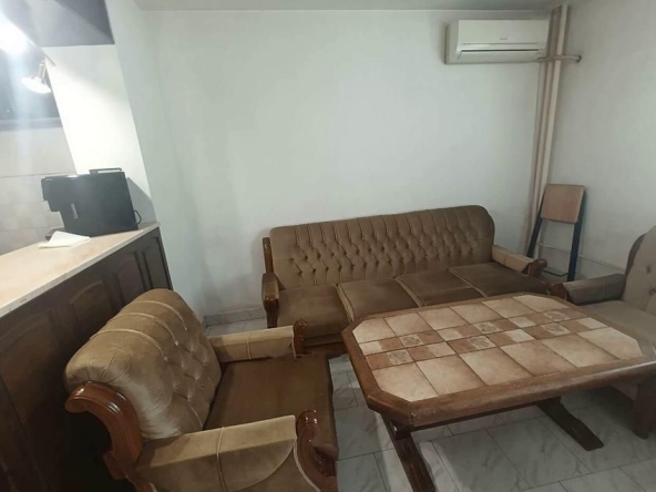 Дава се под наем Двустаен апартамент в Пловдив, Кършияка - 55 кв.м за 275 € - Снимка #1