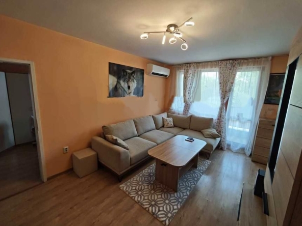 Дава се под наем Двустаен апартамент в София, Зона Б-19 - 70 кв.м за 635 € - Снимка #1