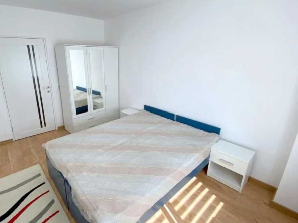 Дава се под наем Тристаен апартамент в Пловдив, Център - 79 кв.м за 204 € - Снимка #1