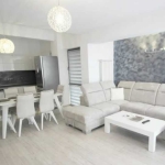 Дава се под наем Тристаен апартамент в Бургас, Акациите - 85 кв.м за 459 € - Снимка #1