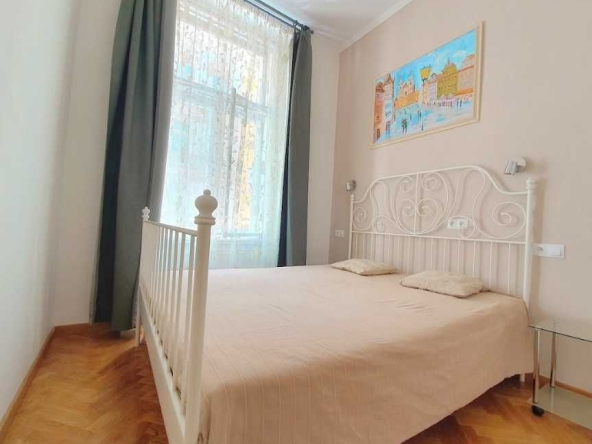 Дава се под наем Двустаен апартамент в Пловдив, Христо Смирненски - 70 кв.м за 306 € - Снимка #1