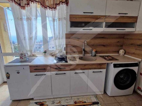 Дава се под наем Двустаен апартамент в Варна, м-т Траката - 60 кв.м за 483.48 € - Снимка #1