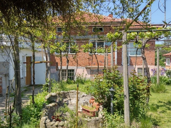 Къща в с. Константиново, Област Хасково - 100 кв.м за 419 €/кв.м - Снимка #1