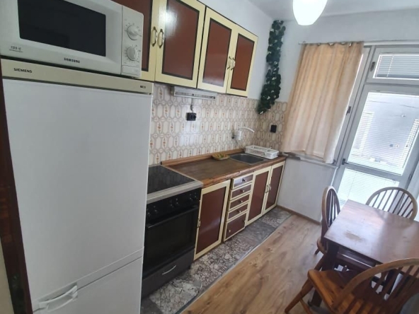 Дава се под наем  в Пловдив, Христо Смирненски - 100 кв.м за 132.6 € - Снимка #1