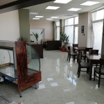 Дава се под наем Заведение в Елин Пелин - 120 кв.м за 50999999.49 € - Снимка #1