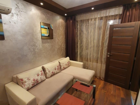 Дава се под наем Едностаен апартамент в Пловдив, Кършияка - 28 кв.м за 250 € - Снимка #1