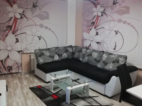 Дава се под наем Двустаен апартамент в Стара Загора, Никола Петков - 75 кв.м за 408 € - Снимка #1