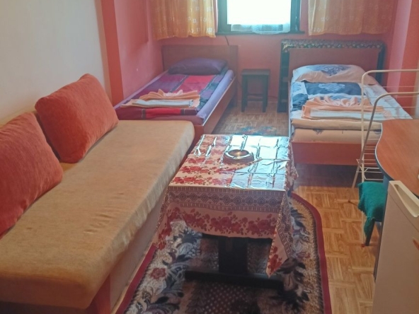 Дава се под наем  в Несебър - 20 кв.м за 178.5 € - Снимка #1