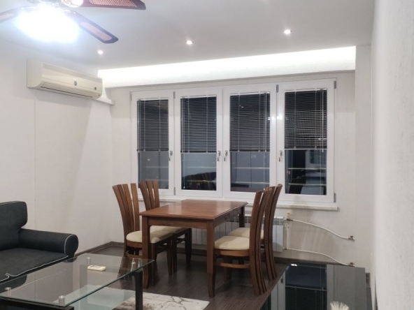 Дава се под наем Двустаен апартамент в София, Младост 4 - 50 кв.м за 648.21 € - Снимка #1