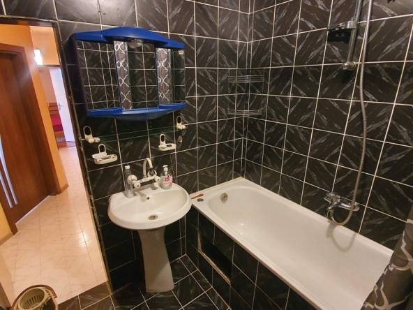 Тристаен апартамент в София, Връбница 1 - 90 кв.м за 1502 €/кв.м - Снимка #1