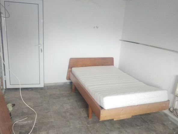 Едностаен апартамент в Разград, Център - 17 кв.м за 885 €/кв.м - Снимка #1