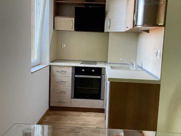 Дава се под наем Едностаен апартамент в София, Лозенец - 43 кв.м за 428.91 € - Снимка #1