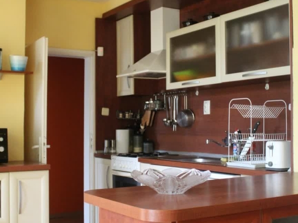 Тристаен апартамент в Пловдив, Кючук Париж - 142 кв.м за 1162 €/кв.м - Снимка #1