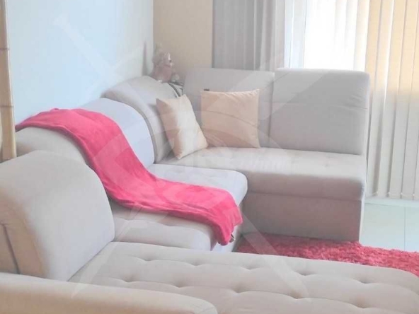 Тристаен апартамент в София, Център - 100 кв.м за 3890 €/кв.м - Снимка #1