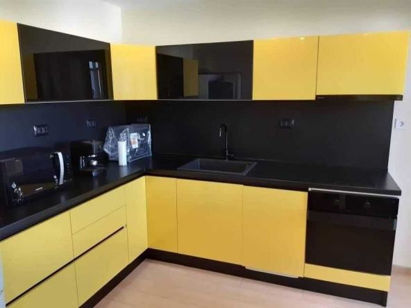Четиристаен апартамент в София, Медицинска академия - 154 кв.м за 2403 €/кв.м - Снимка #1
