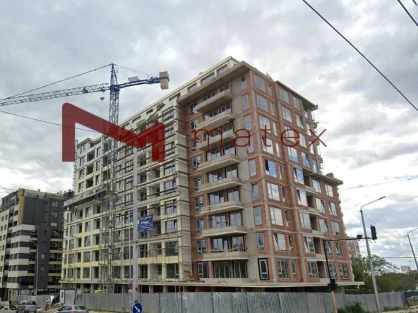 Тристаен апартамент в Варна, Възраждане 1 - 90 кв.м за 1567 €/кв.м - Снимка #1