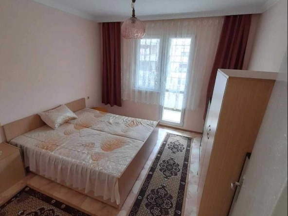 Дава се под наем Тристаен апартамент в Бургас, Възраждане - 77 кв.м за 425 € - Снимка #1