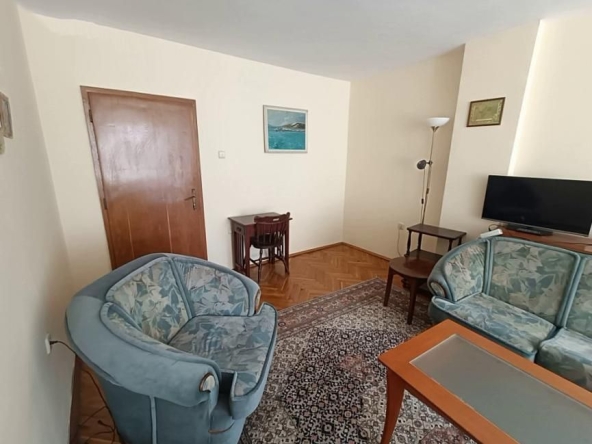 Дава се под наем Двустаен апартамент в София, Център - 85 кв.м за 550 € - Снимка #1