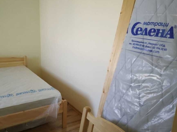 Дава се под наем Двустаен апартамент в Бургас, Меден рудник - зона А - 55 кв.м за 150 € - Снимка #1