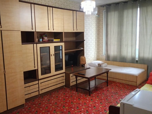 Дава се под наем Едностаен апартамент в Бургас, Лазур - 50 кв.м за 278.97 € - Снимка #1