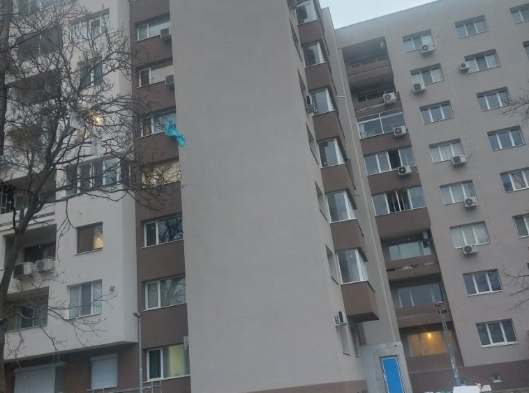 Двустаен апартамент в Пазарджик, Запад - 60 кв.м за 553 €/кв.м - Снимка #1