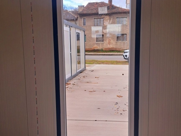 Дава се под наем Офис в Дупница - 25 кв.м за 204 € - Снимка #1
