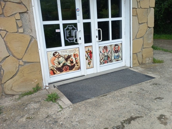 Дава се под наем  в Карлово -  кв.м за 102 € - Снимка #1