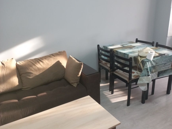 Дава се под наем Двустаен апартамент в Пловдив, Западен - 44 кв.м за 331.5 € - Снимка #1