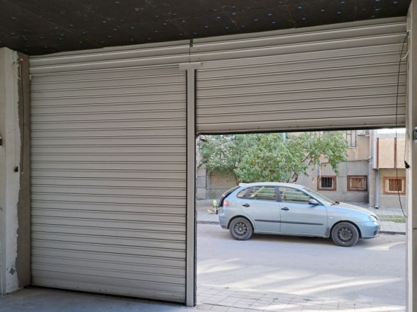 Дава се под наем Гараж / Паркомясто в Пазарджик, Запад - 15 кв.м за 45.9 € - Снимка #1