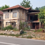 Къща в с. Баня, Област Благоевград - 90 кв.м за 114 €/кв.м - Снимка #1