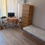 Дава се под наем Едностаен апартамент в Варна, Лятно кино Тракия - 28 кв.м за 229.5 € - Снимка #1