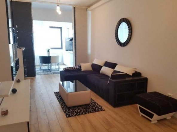 Дава се под наем Тристаен апартамент в Пловдив, Тракия - 83 кв.м за 326.4 € - Снимка #1