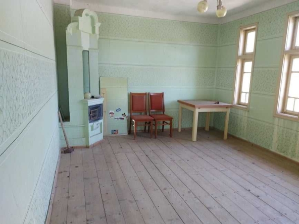 Къща в с. Пчелище, Област Велико Търново - 150 кв.м за 280 €/кв.м - Снимка #1