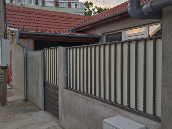 Къща в Силистра, Център - 70 кв.м за 1676 €/кв.м - Снимка #1