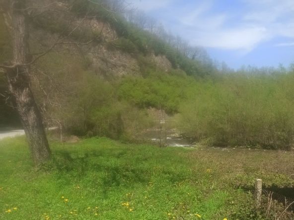 Парцел в Тетевен - 600 кв.м за 17 €/кв.м - Снимка #1