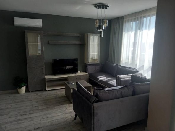 Дава се под наем Двустаен апартамент в Пловдив, Христо Смирненски - 77 кв.м за 511 € - Снимка #1