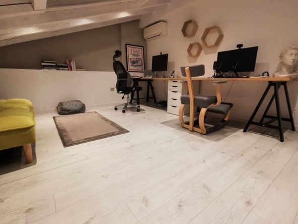 Дава се под наем Къща в Пловдив, Център - 140 кв.м за 850 € - Снимка #1