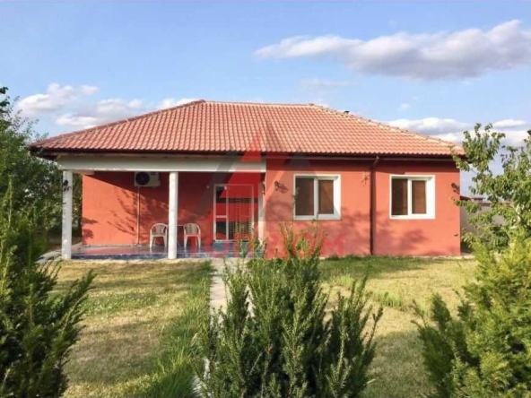 Дава се под наем Къща в с. Соколово, Област Добрич - 65 кв.м за 612 € - Снимка #1