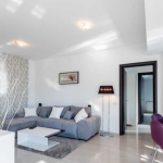 Дава се под наем Двустаен апартамент в Пловдив, Захарна фабрика - 60 кв.м за 285.6 € - Снимка #1