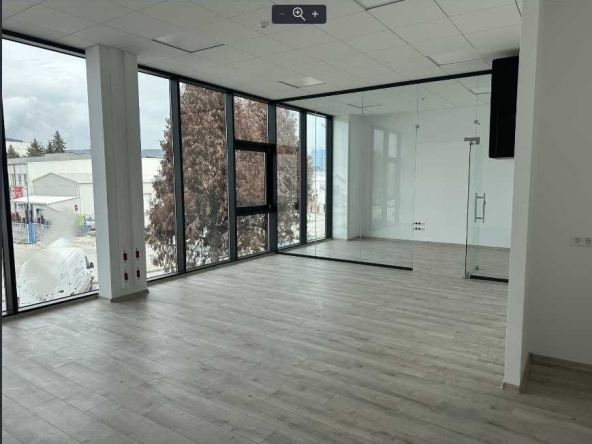 Дава се под наем Офис в Варна, Западна промишлена зона - 71 кв.м за 570.18 € - Снимка #1