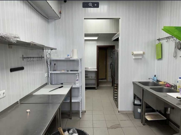 Промишлена сграда в Варна, Гръцка махала - 94 кв.м за 1809 €/кв.м - Снимка #1