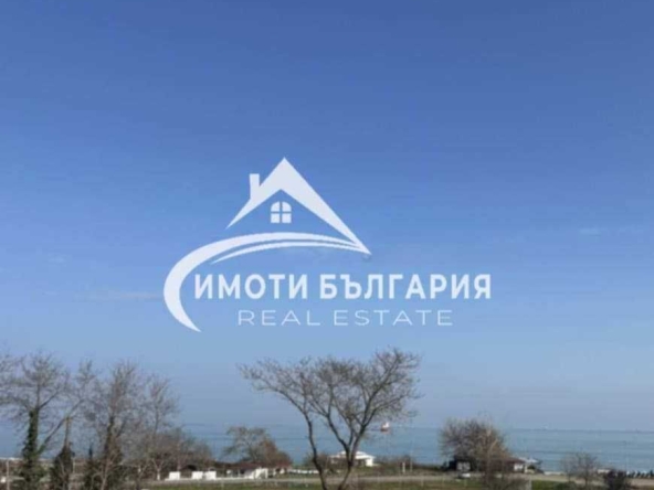 Двустаен апартамент в Бургас, Крайморие - 60 кв.м за 2000 €/кв.м - Снимка #1